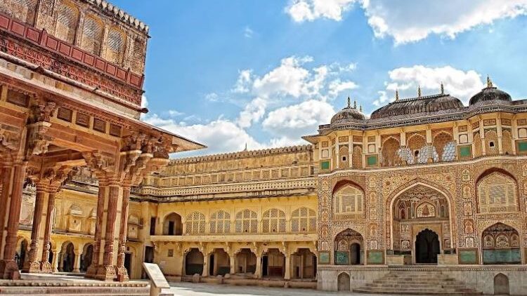 image_search_1744280002579-edited Amer Kila History और संस्कृति: एक अनोखी यात्रा जिसमें आप जानेंगे आमेर किले के बारे में सब कुछ