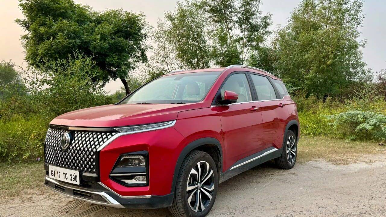 WhatsApp-Image-2025-05-08-at-10.43.04_48e978db-edited MG Hector 2025 तकनीक, शैली और शक्ति का संगम